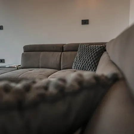 Brje With Seasonal Pool *