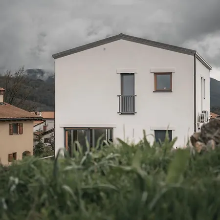 Brje With Seasonal Pool Tatil Evi Dobravlje