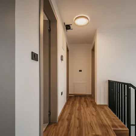 בית נופש Brje With Seasonal Pool Dobravlje