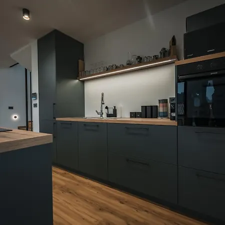 Brje With Seasonal Pool Tatil Evi Dobravlje