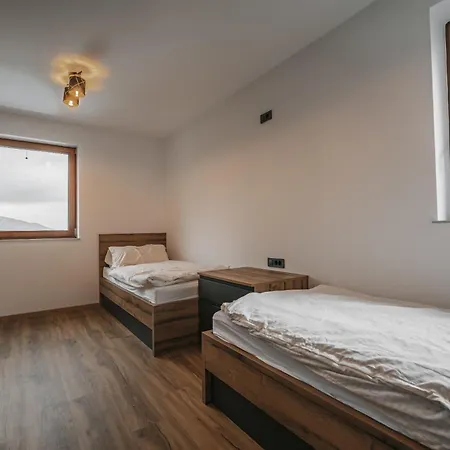 Brje With Seasonal Pool Dobravlje