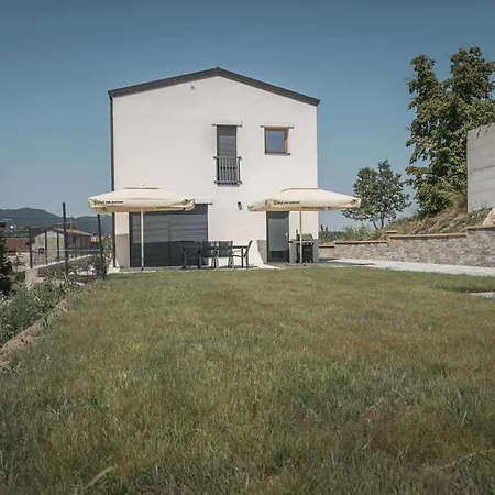 Brje With Seasonal Pool