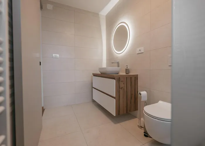 Brje With Seasonal Pool