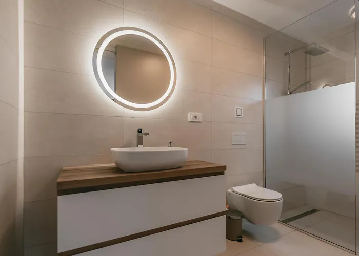 Brje With Seasonal Pool *