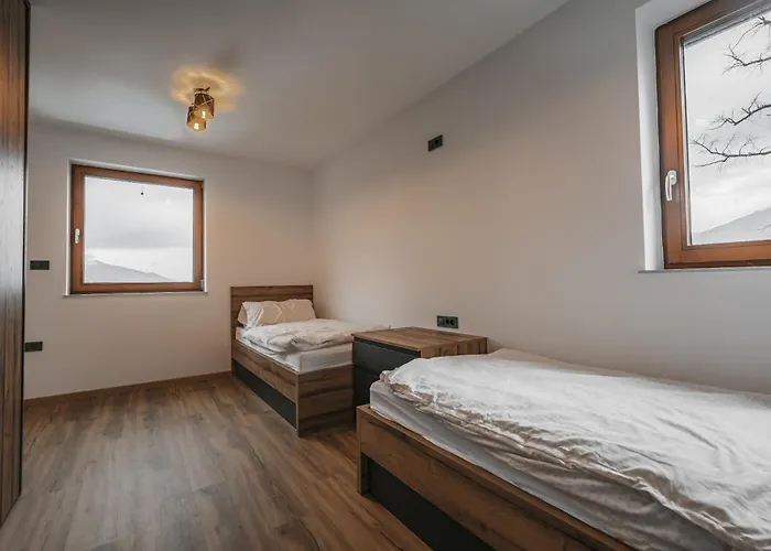 Brje With Seasonal Pool Dobravlje