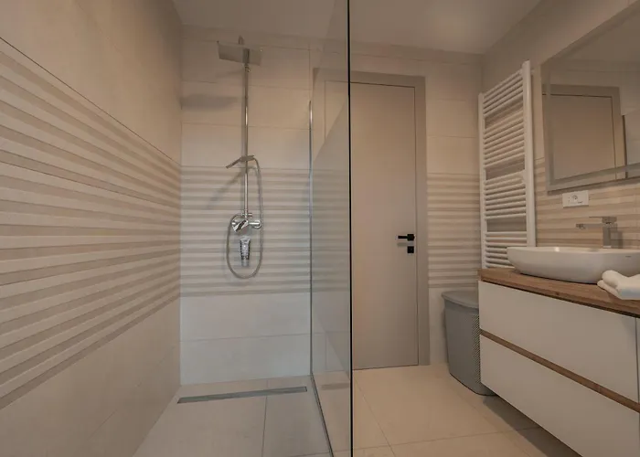 Brje With Seasonal Pool Casa vacanze