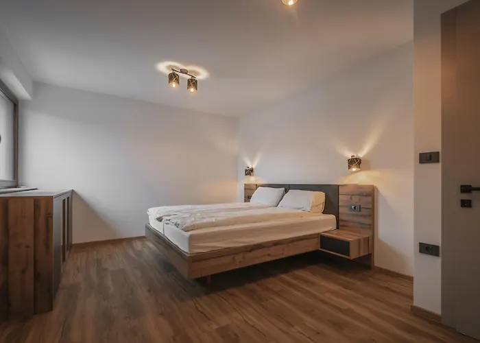 Dom wakacyjny Brje With Seasonal Pool