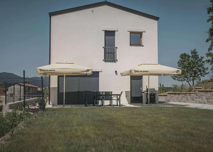 Brje With Seasonal Pool Casa vacanze